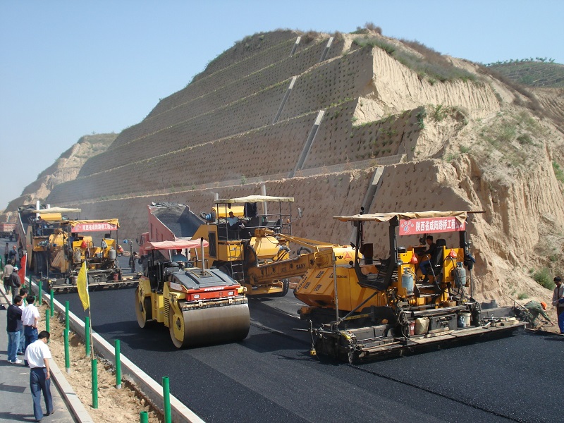 1728897513162082.jpg 6青銀線(xiàn)吳堡至子洲高速施工現(xiàn)場(chǎng)_proc.jpg